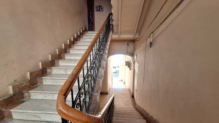 Satılır 3 otaqlı köhnə tikili, 80 m², Sahil m.-13