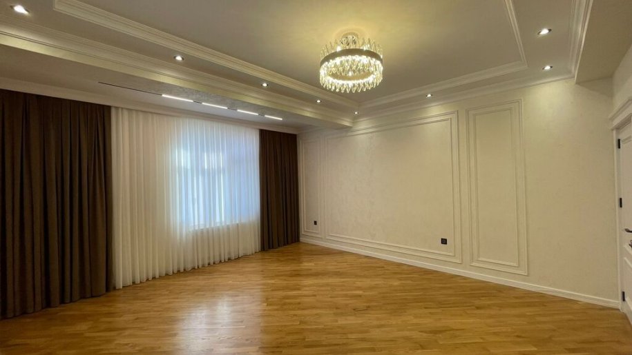 Satılır 3 otaqlı yeni tikili, 138 m², Xalqlar dostluğu m.-3