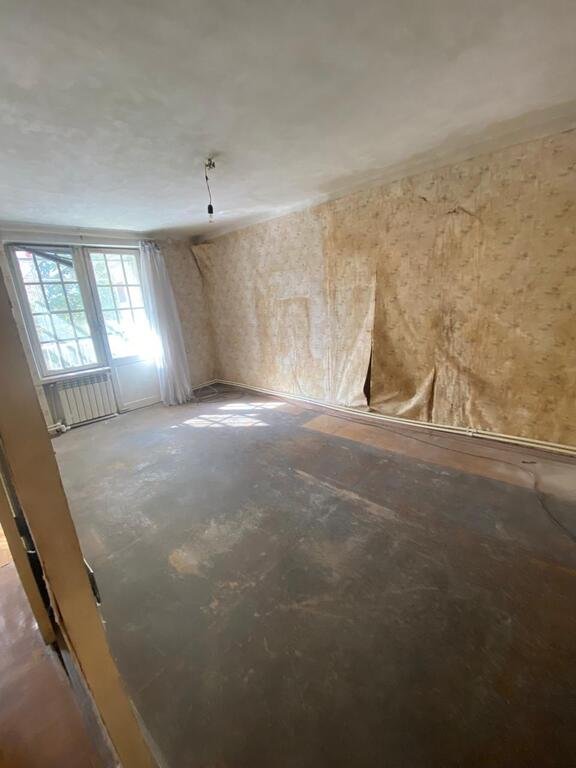 Satılır 2 otaqlı köhnə tikili, 45 m², Elmlər Akademiyası m.-2