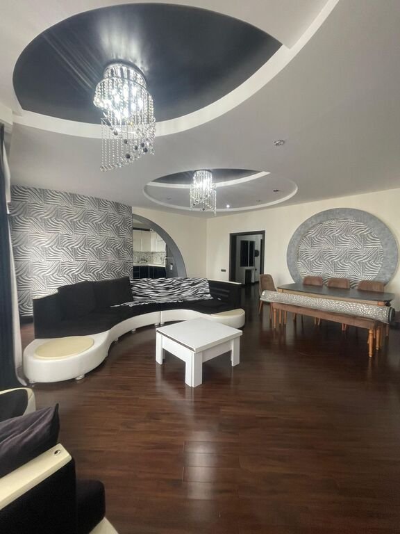 Satılır 3 otaqlı yeni tikili, 158 m², 8 noyabr-5