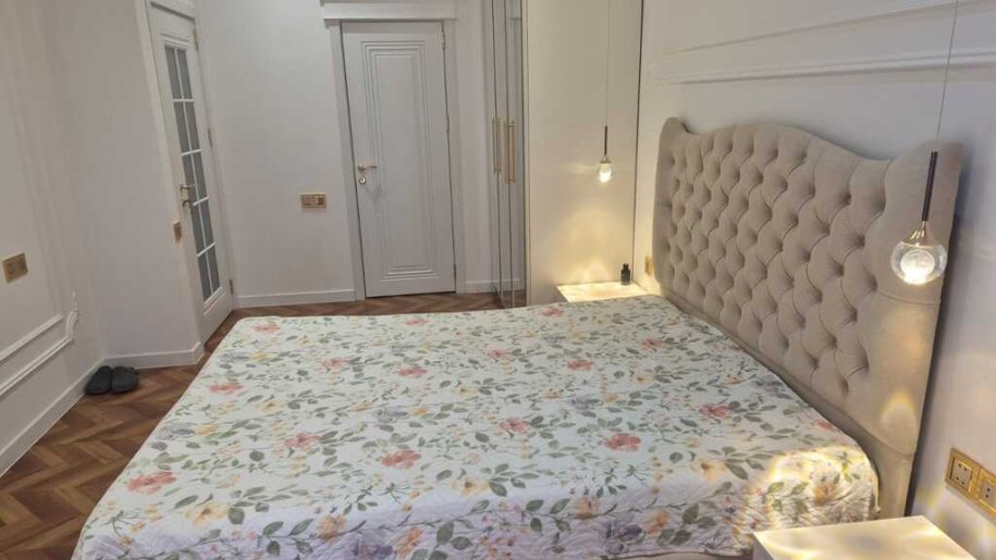 Satılır 3 otaqlı yeni tikili, 135 m², Nəriman Nərimanov m.-8