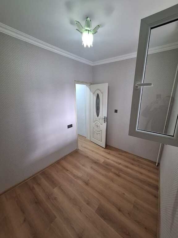 Satılır 3 otaqlı köhnə tikili, 65 m², Həzi Aslanov m.-9