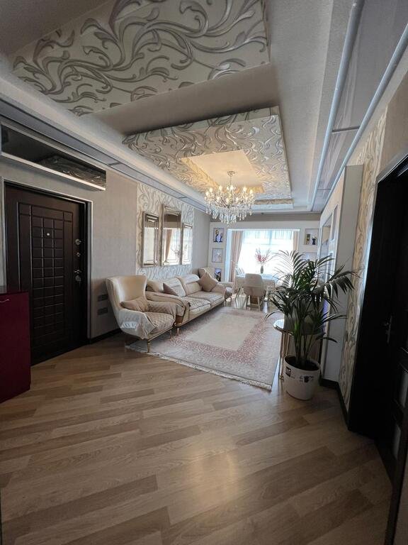 Satılır 3 otaqlı köhnə tikili, 80 m², Həzi Aslanov m.-1