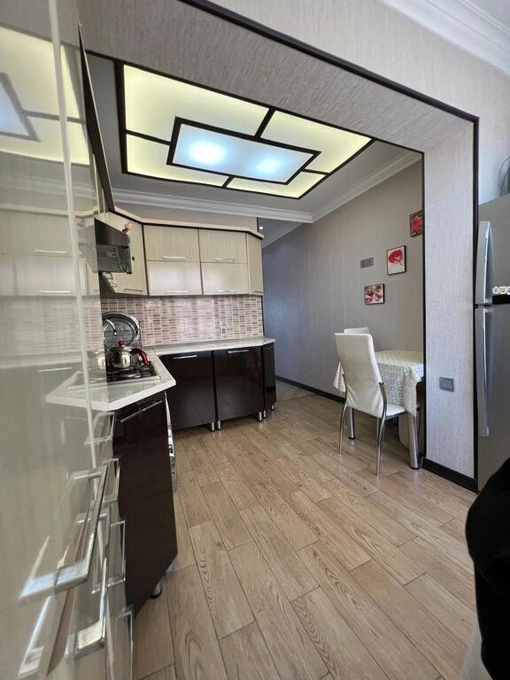 Satılır 3 otaqlı köhnə tikili, 80 m², Həzi Aslanov m.-8