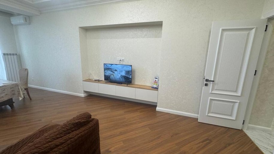 Kirayə verilir 3 otaqlı yeni tikili, 124 m², Gənclik m.-2