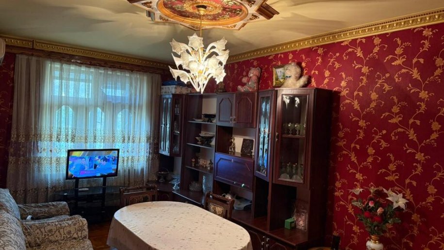 Satılır 3 otaqlı köhnə tikili, 80 m², Nəriman Nərimanov m.-2