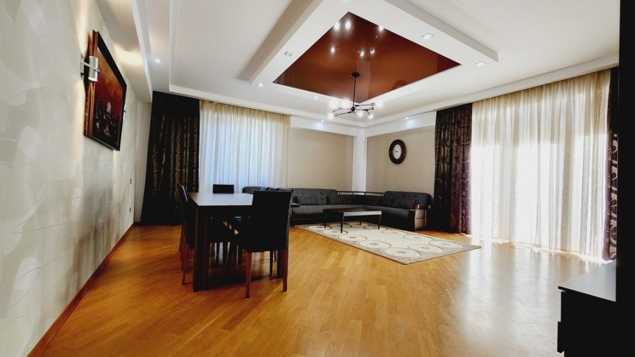 Satılır 3 otaqlı yeni tikili, 128 m², Nizami m.-1