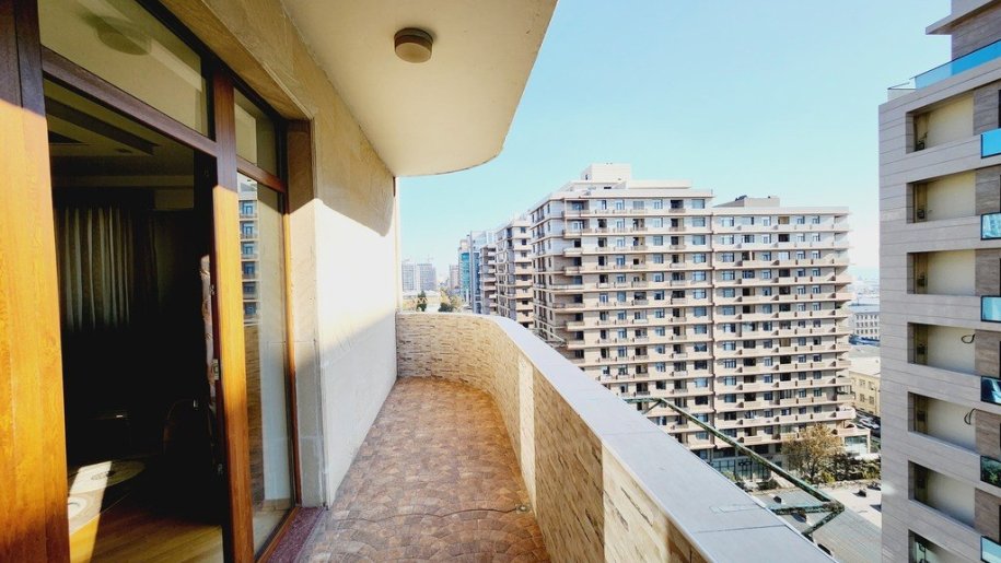 Satılır 3 otaqlı yeni tikili, 128 m², Nizami m.-15