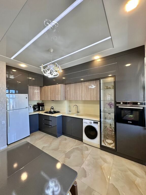 Satılır 3 otaqlı yeni tikili, 110 m², 28 May m.-5