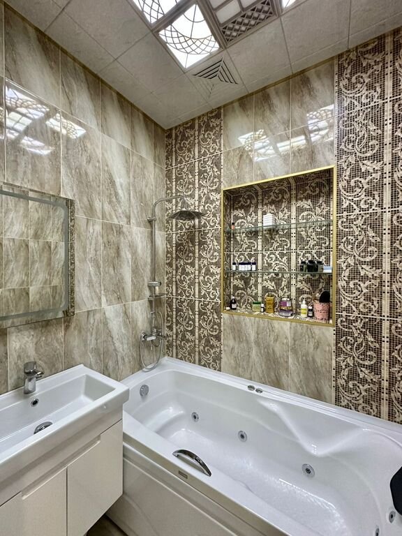 Satılır 3 otaqlı yeni tikili, 110 m², 28 May m.-16