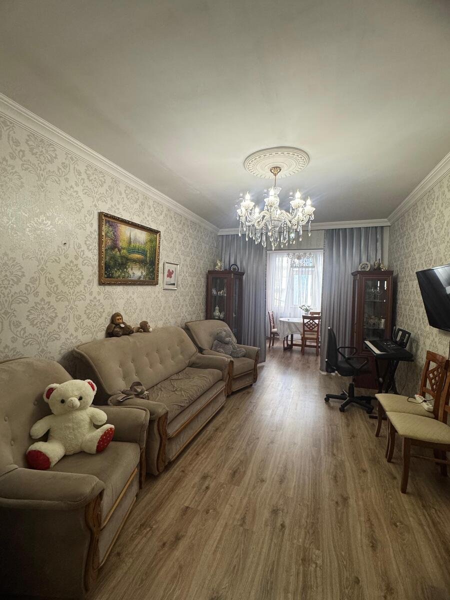 Satılır 2 otaqlı köhnə tikili, 46 m², Elmlər Akademiyası m.-4