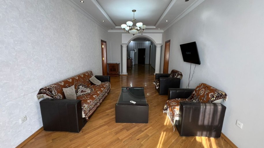 Kirayə verilir 2 otaqlı yeni tikili, 110 m², Gənclik m.-2