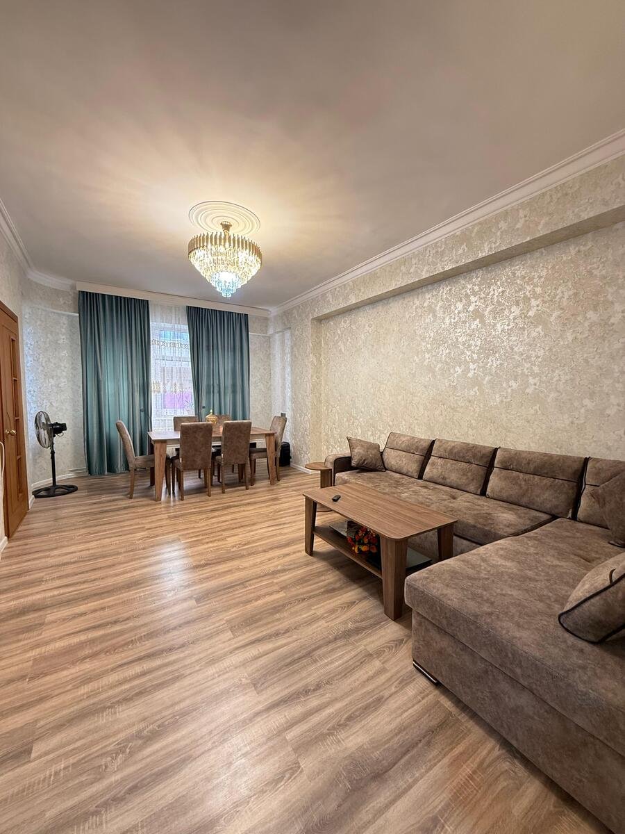 Satılır 2 otaqlı yeni tikili, 65 m², İnşaatçılar m.-1