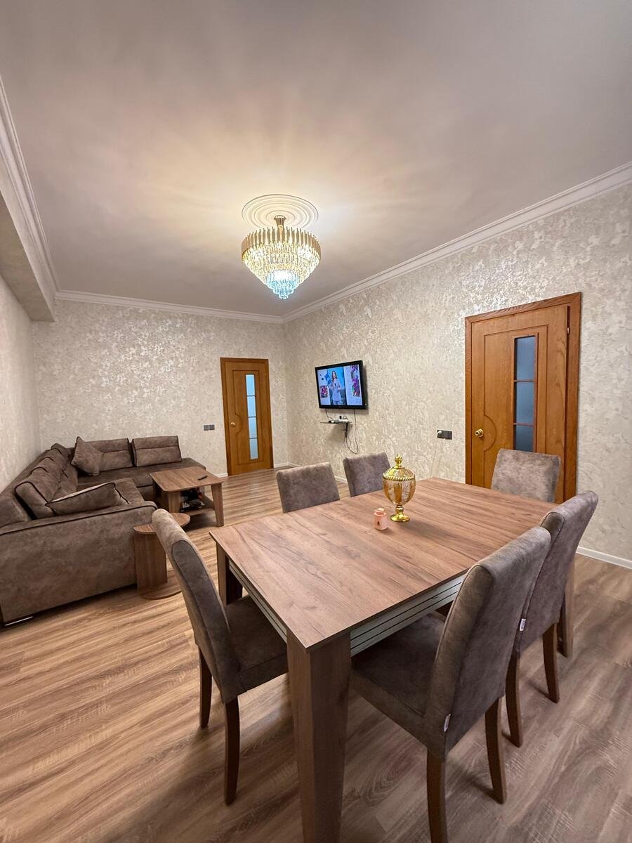 Satılır 2 otaqlı yeni tikili, 65 m², İnşaatçılar m.-2