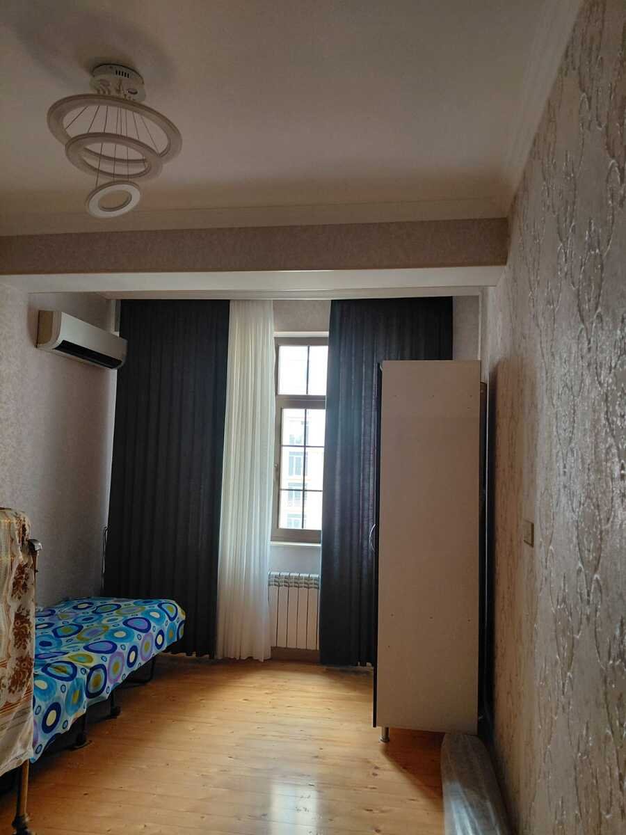 Satılır 3 otaqlı yeni tikili, 108 m², 28 May m.-7