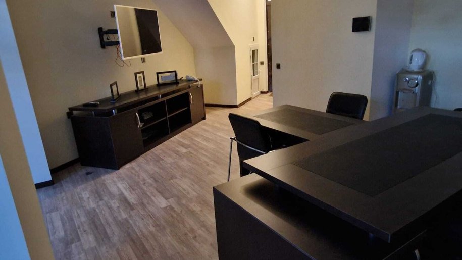 185 kv.m. obyekt icarəyə verilir, İçərişəhər m.-5