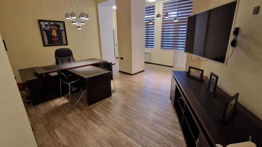 185 kv.m. obyekt icarəyə verilir, İçərişəhər m.-6