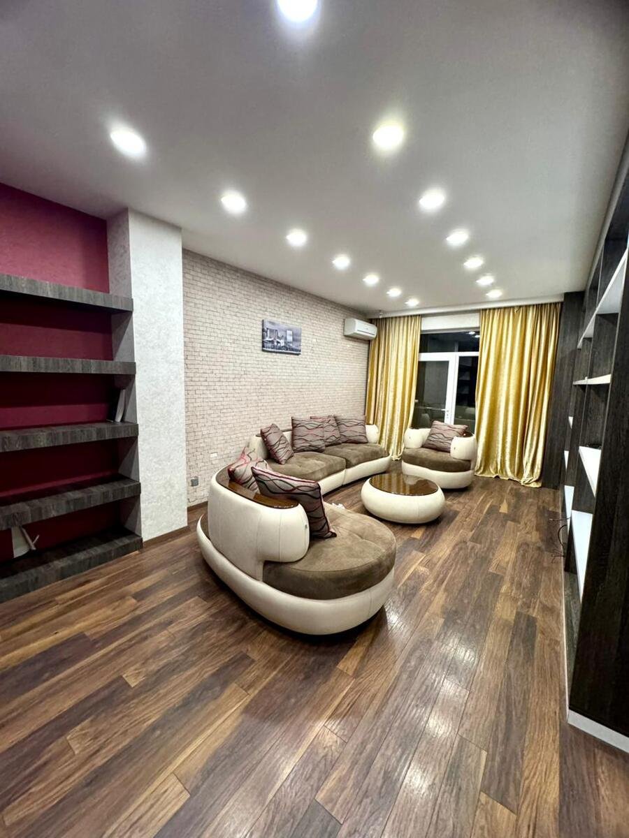 Kirayə verilir 4 otaqlı yeni tikili, 200 m², Xətai m.-3