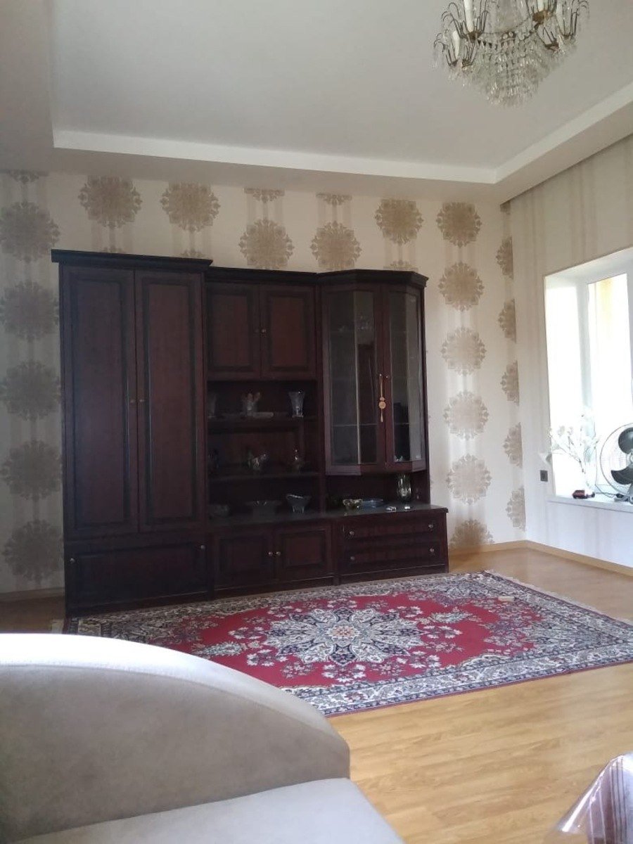 Kirayə verilir 2 otaqlı köhnə tikili, 75 m², Sahil m.-2