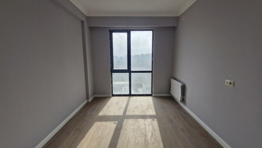 Satılır 3 otaqlı yeni tikili, 69 m², İnşaatçılar m.-4