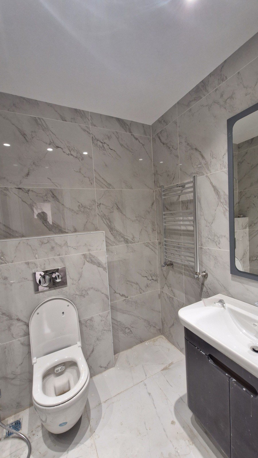 Satılır 3 otaqlı yeni tikili, 69 m², İnşaatçılar m.-7