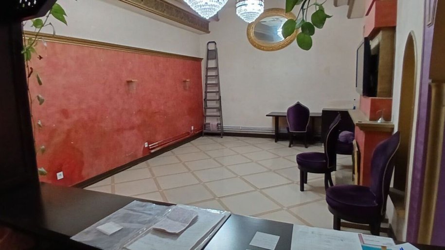 97 m<sup>2</sup> obyekt satılır, 28 May m.-6