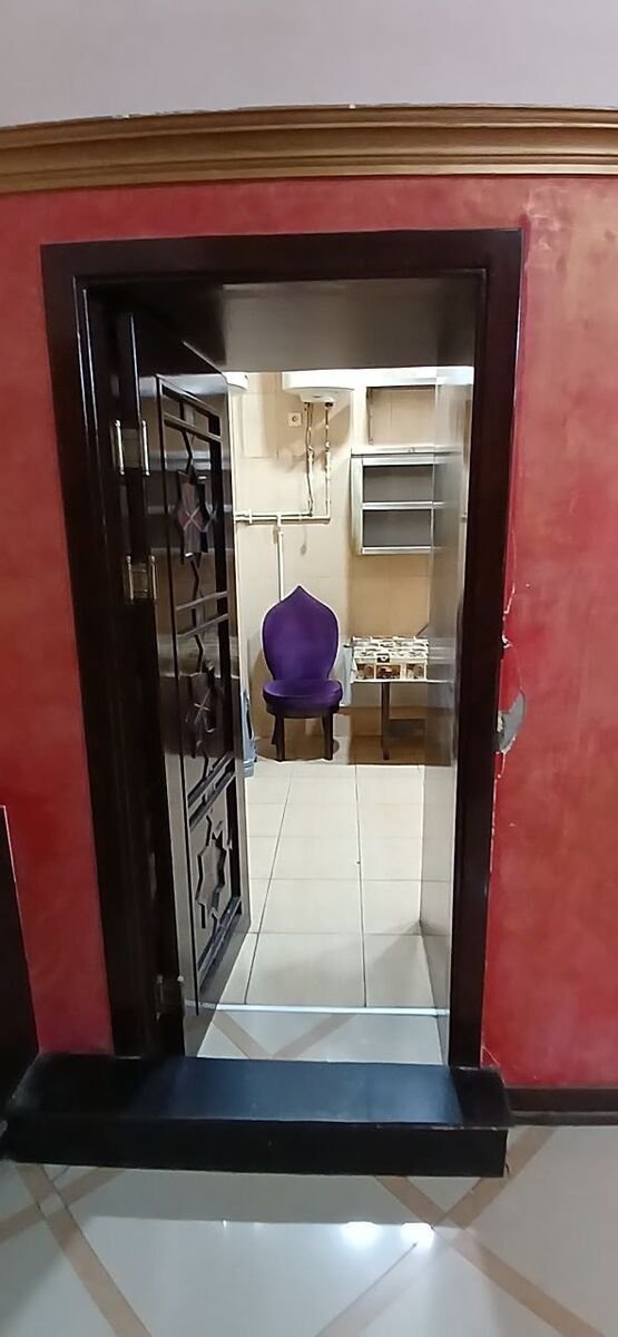 97 m<sup>2</sup> obyekt satılır, 28 May m.-8