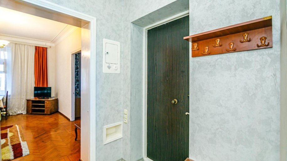 Kirayə verilir 2 otaqlı köhnə tikili, 50 m², 28 May m.-8