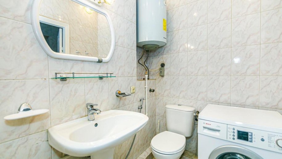 Kirayə verilir 2 otaqlı köhnə tikili, 50 m², 28 May m.-10