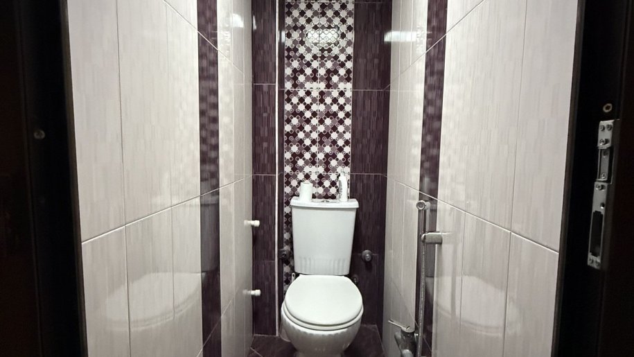 Satılır 3 otaqlı köhnə tikili, 80 m², Azadlıq Prospekti m.-10