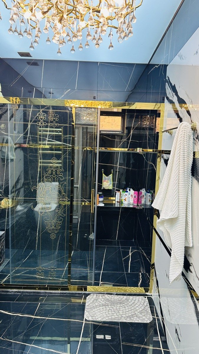 Satılır 4 otaqlı köhnə tikili, 215 m², 28 May m.-14