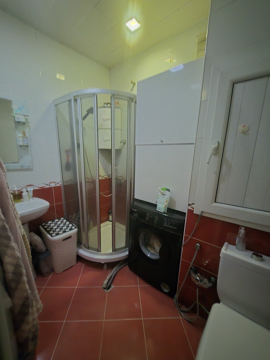 Kirayə verilir 3 otaqlı köhnə tikili, 56 m², Memar Əcəmi m.-14