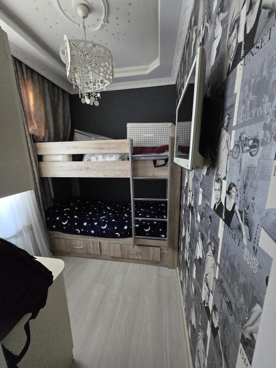 Kirayə verilir 3 otaqlı köhnə tikili, 56 m², Memar Əcəmi m.-20