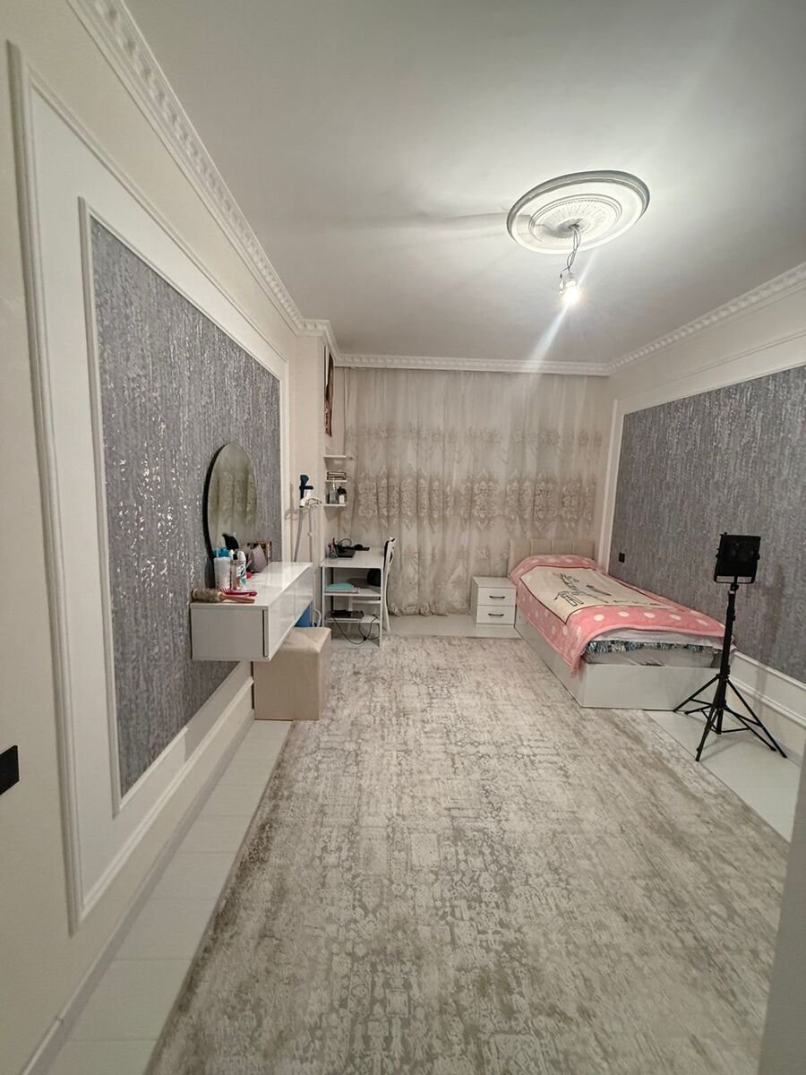 Satılır 4 otaqlı köhnə tikili, 110 m², Yeni Yasamal-3