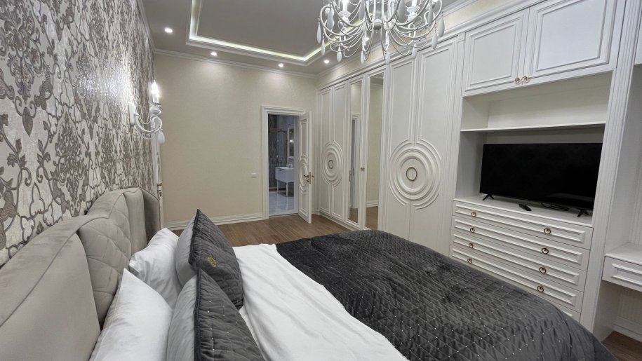 Kirayə verilir 4 otaqlı yeni tikili, 220 m², Səbail-12