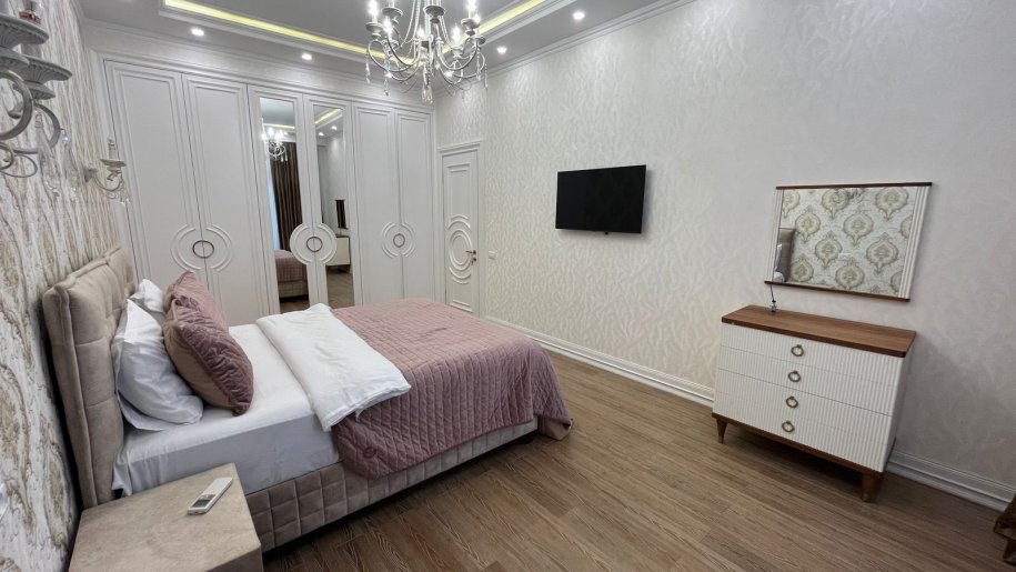 Kirayə verilir 4 otaqlı yeni tikili, 220 m², Səbail-15