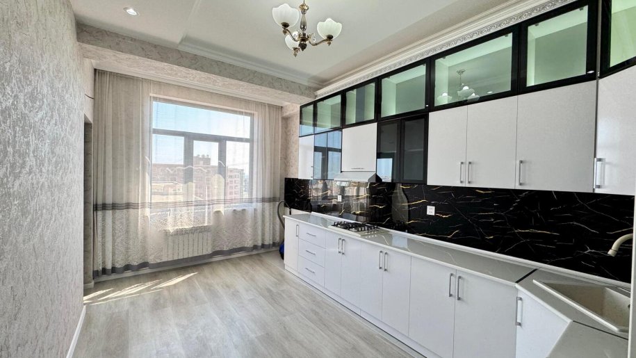 Satılır 2 otaqlı yeni tikili, 75 m², 28 May m.-6