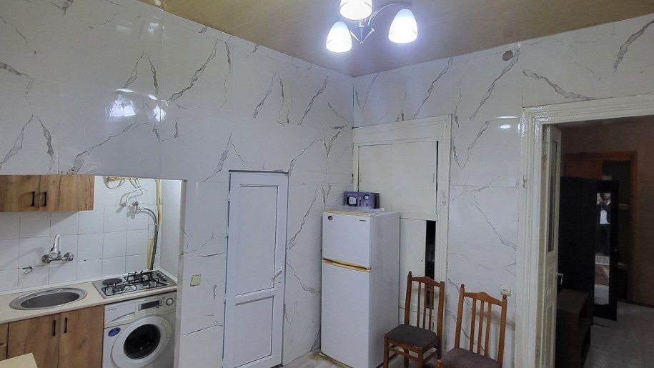 Kirayə verilir 3 otaqlı köhnə tikili, 85 m², İçərişəhər m.-7