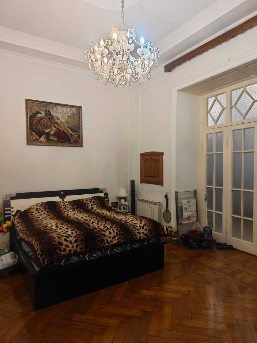 Satılır 3 otaqlı köhnə tikili, 70 m², Sahil m.-11