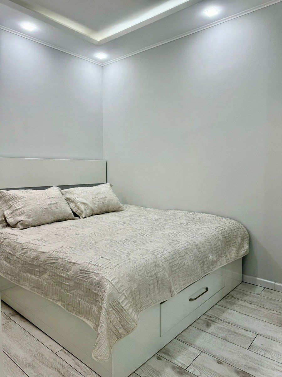 Satılır 2 otaqlı köhnə tikili, 55 m², Sahil m.-11