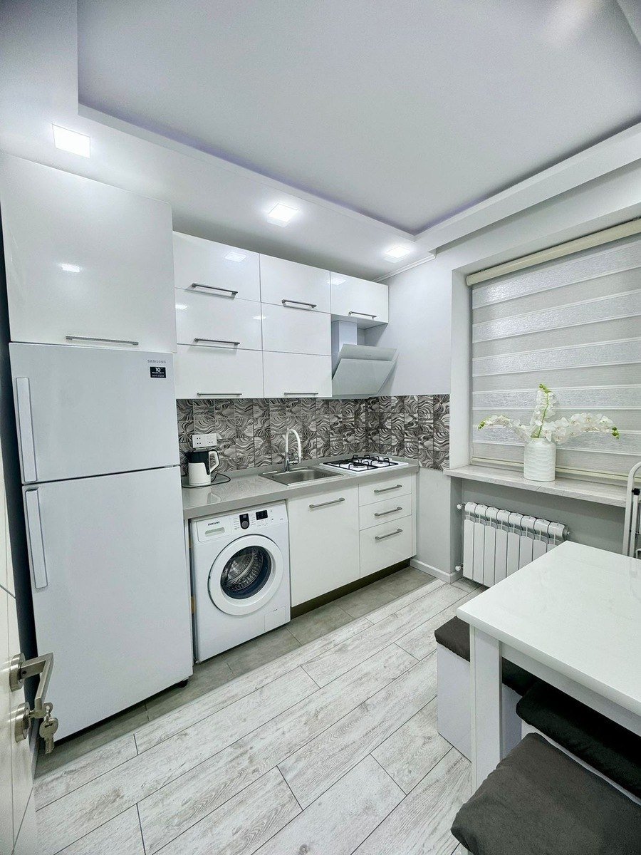 Satılır 2 otaqlı köhnə tikili, 55 m², Sahil m.-12
