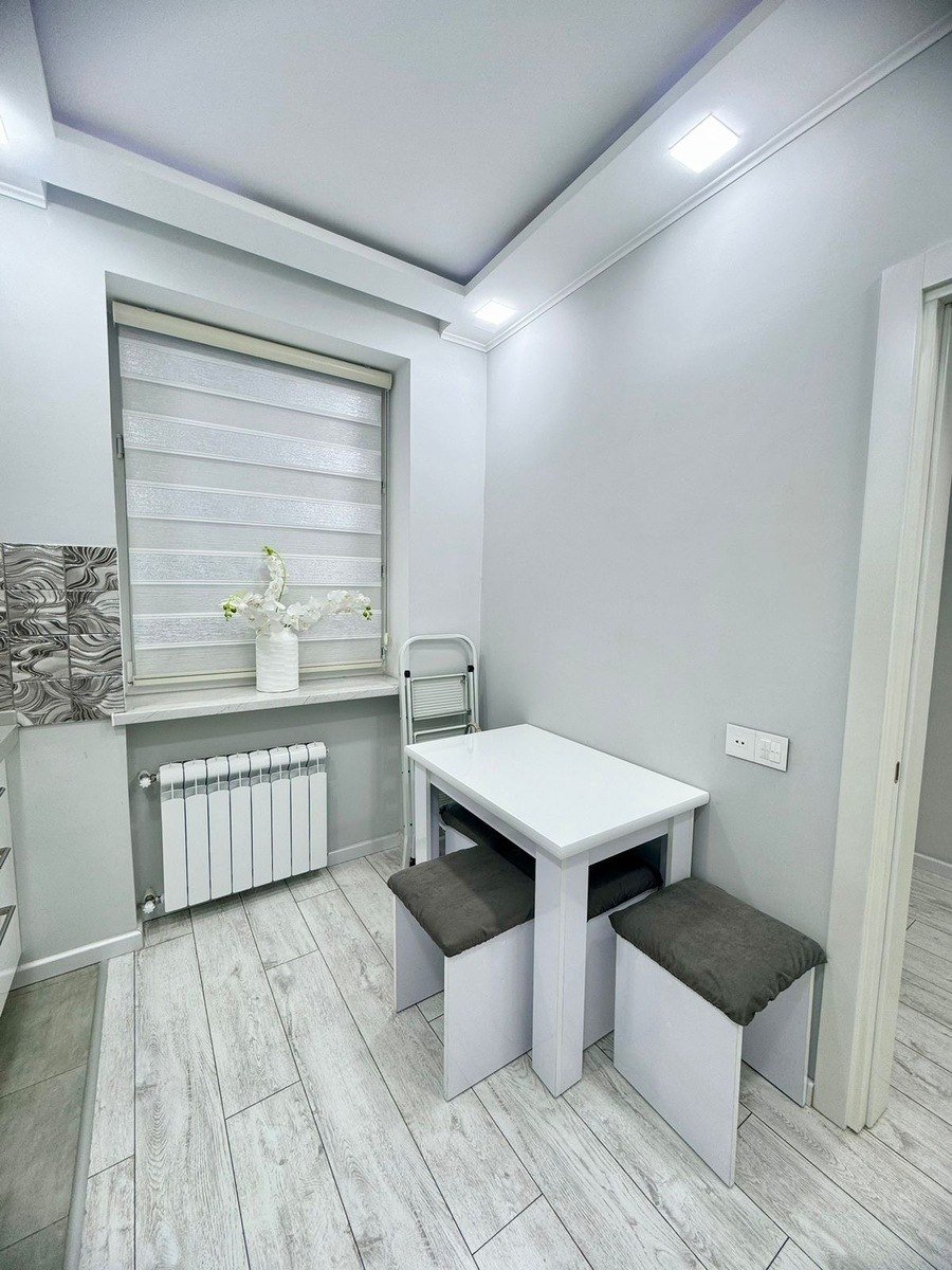 Satılır 2 otaqlı köhnə tikili, 55 m², Sahil m.-15