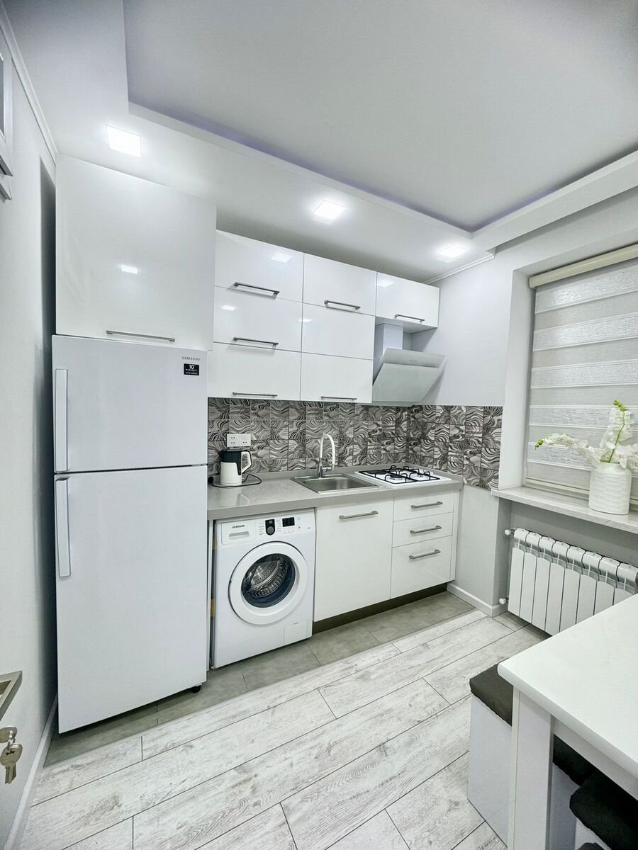 Satılır 2 otaqlı köhnə tikili, 55 m², Sahil m.-13
