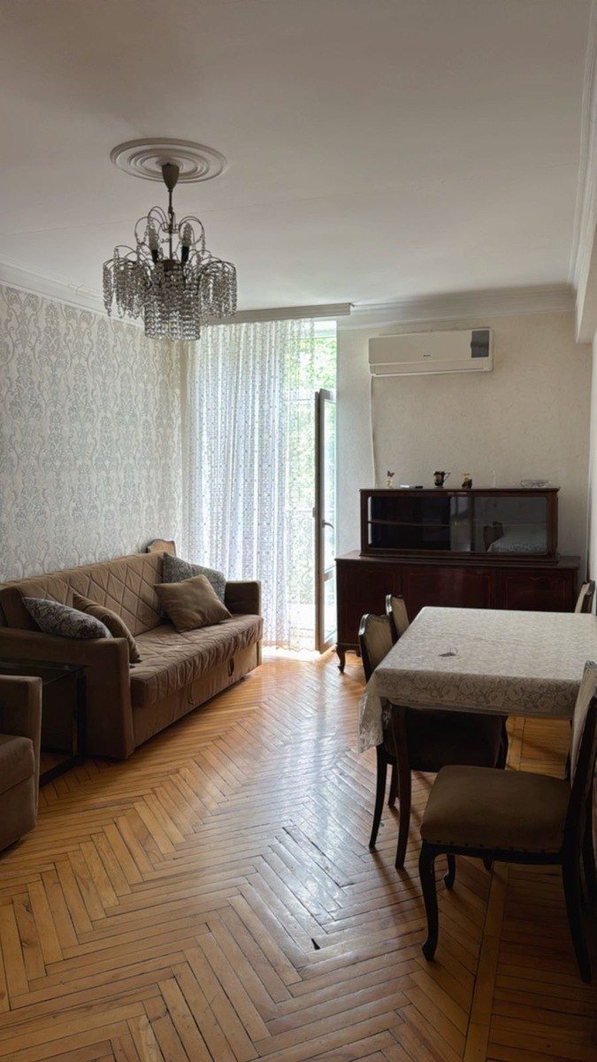 Satılır 2 otaqlı köhnə tikili, 60 m², Sahil m.-1