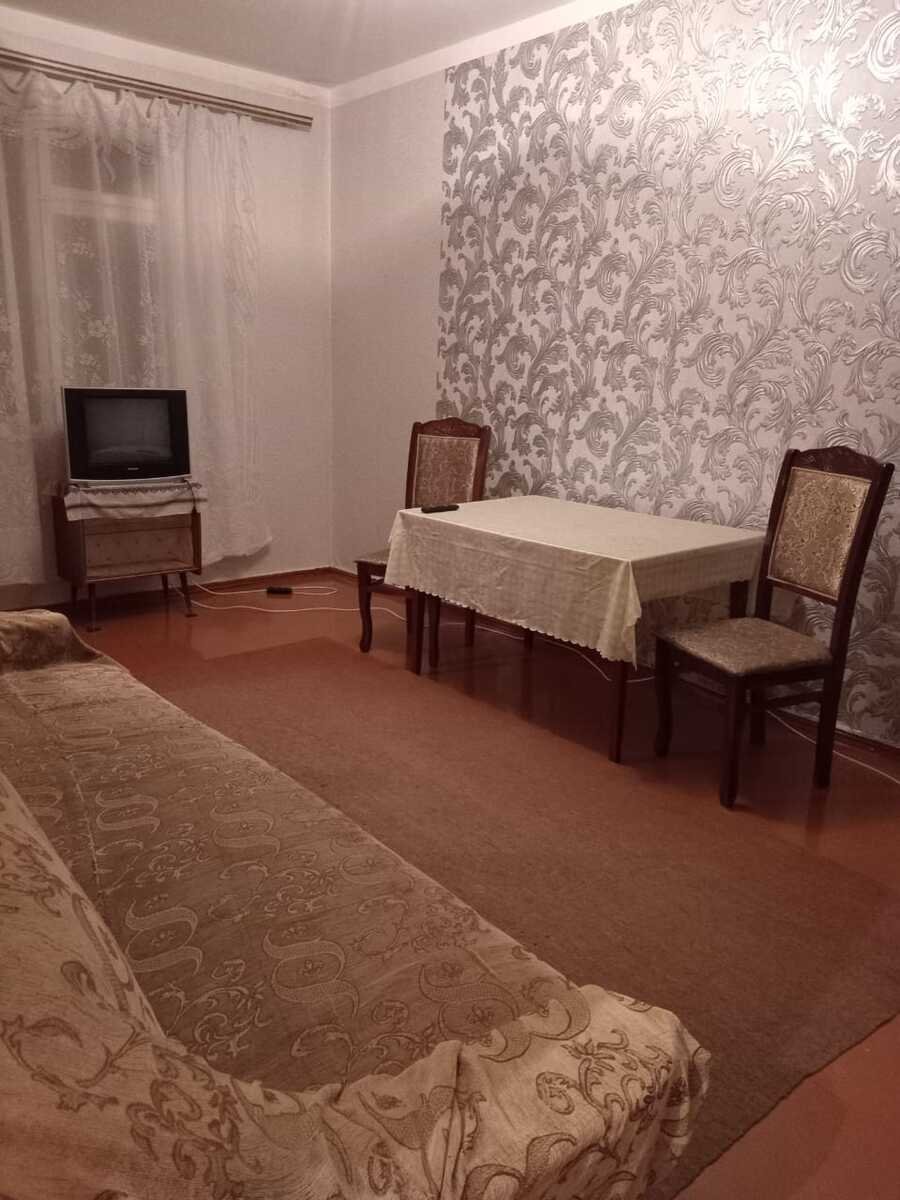 Kirayə verilir 2 otaqlı köhnə tikili, 35 m², Memar Əcəmi m.-3
