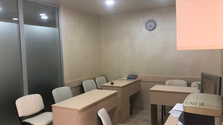 72 m<sup>2</sup> obyekt satılır, İnşaatçılar m.-7