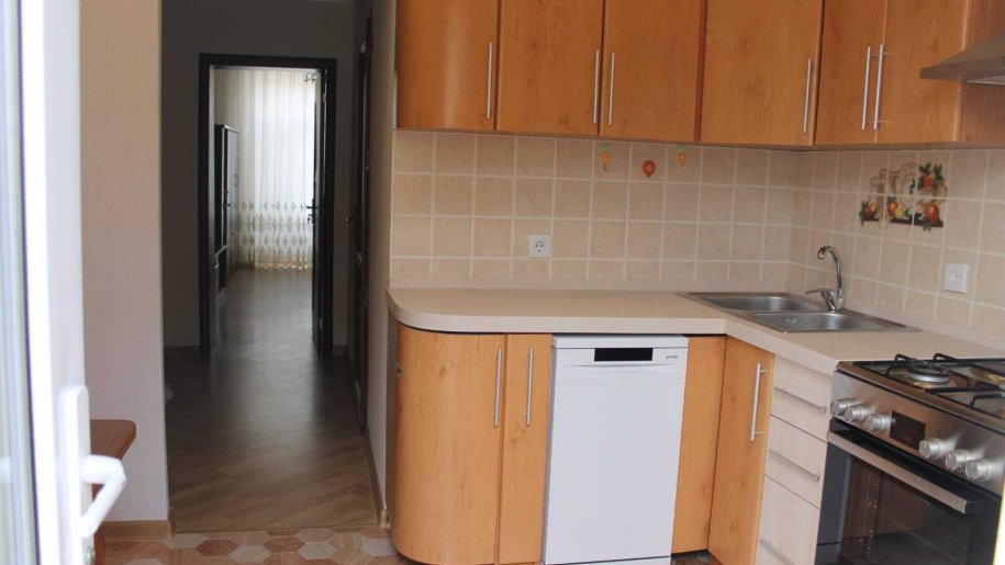 Kirayə verilir 2 otaqlı köhnə tikili, 60 m², Sahil m.-7