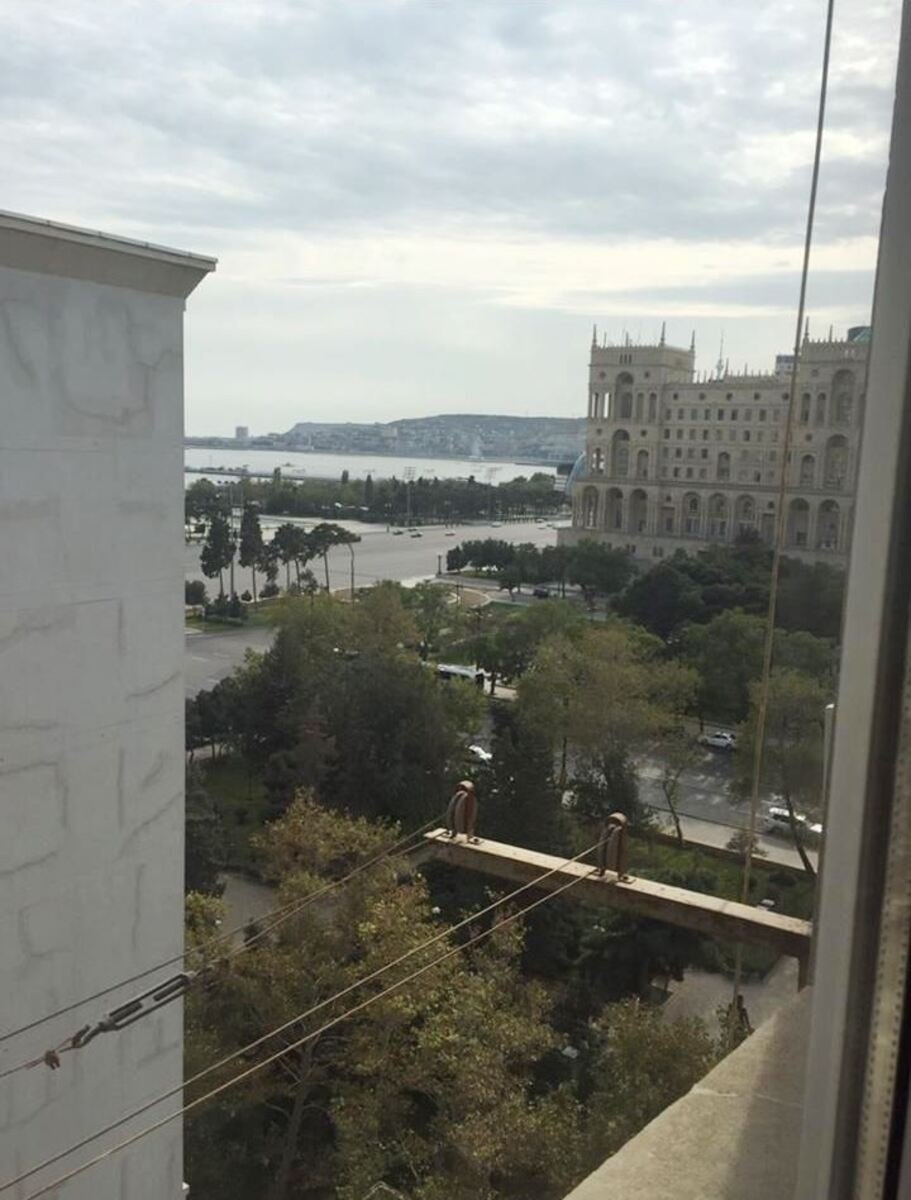 Kirayə verilir 2 otaqlı köhnə tikili, 80 m², 28 May m.-3