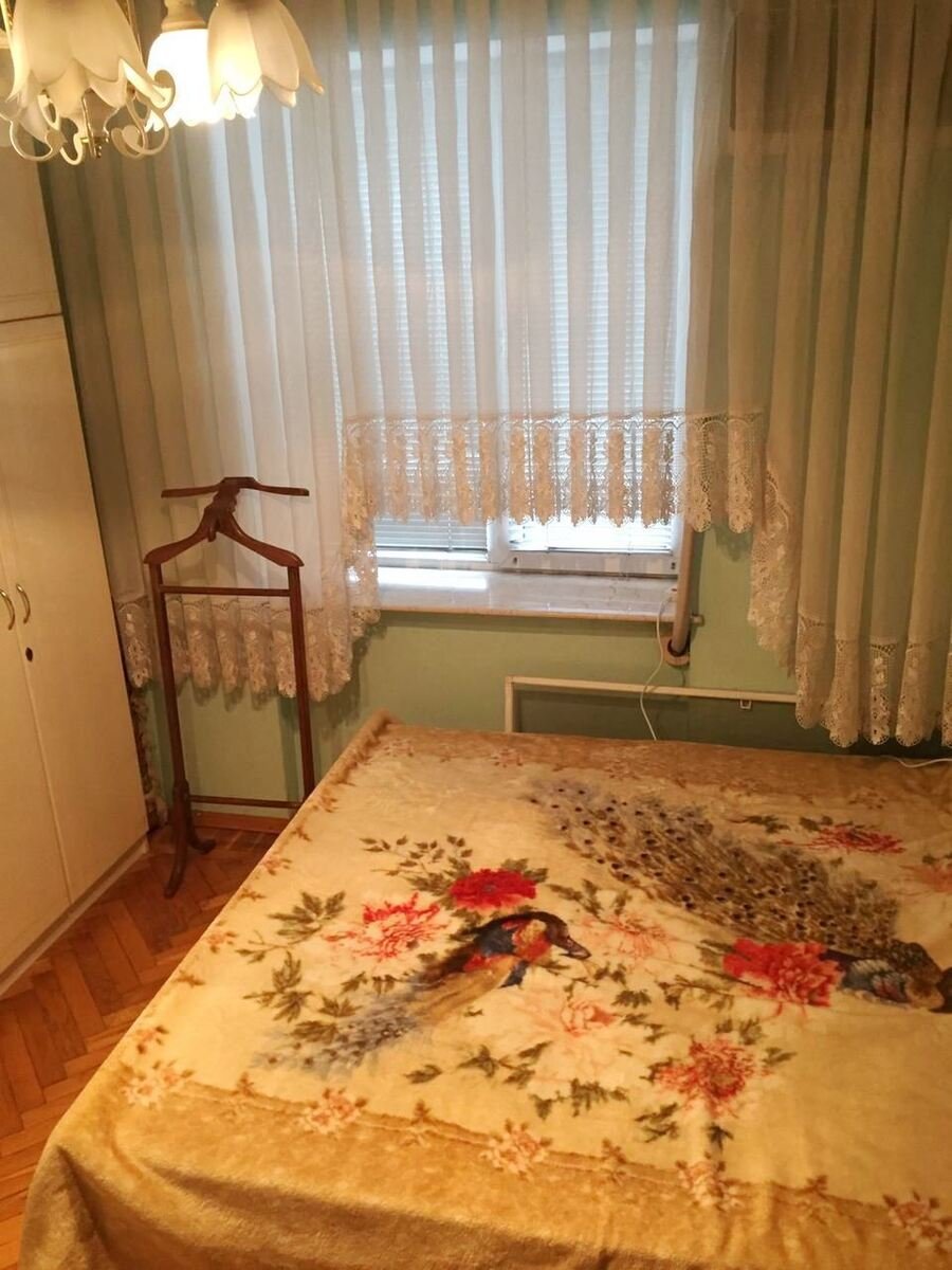 Kirayə verilir 2 otaqlı köhnə tikili, 80 m², 28 May m.-9