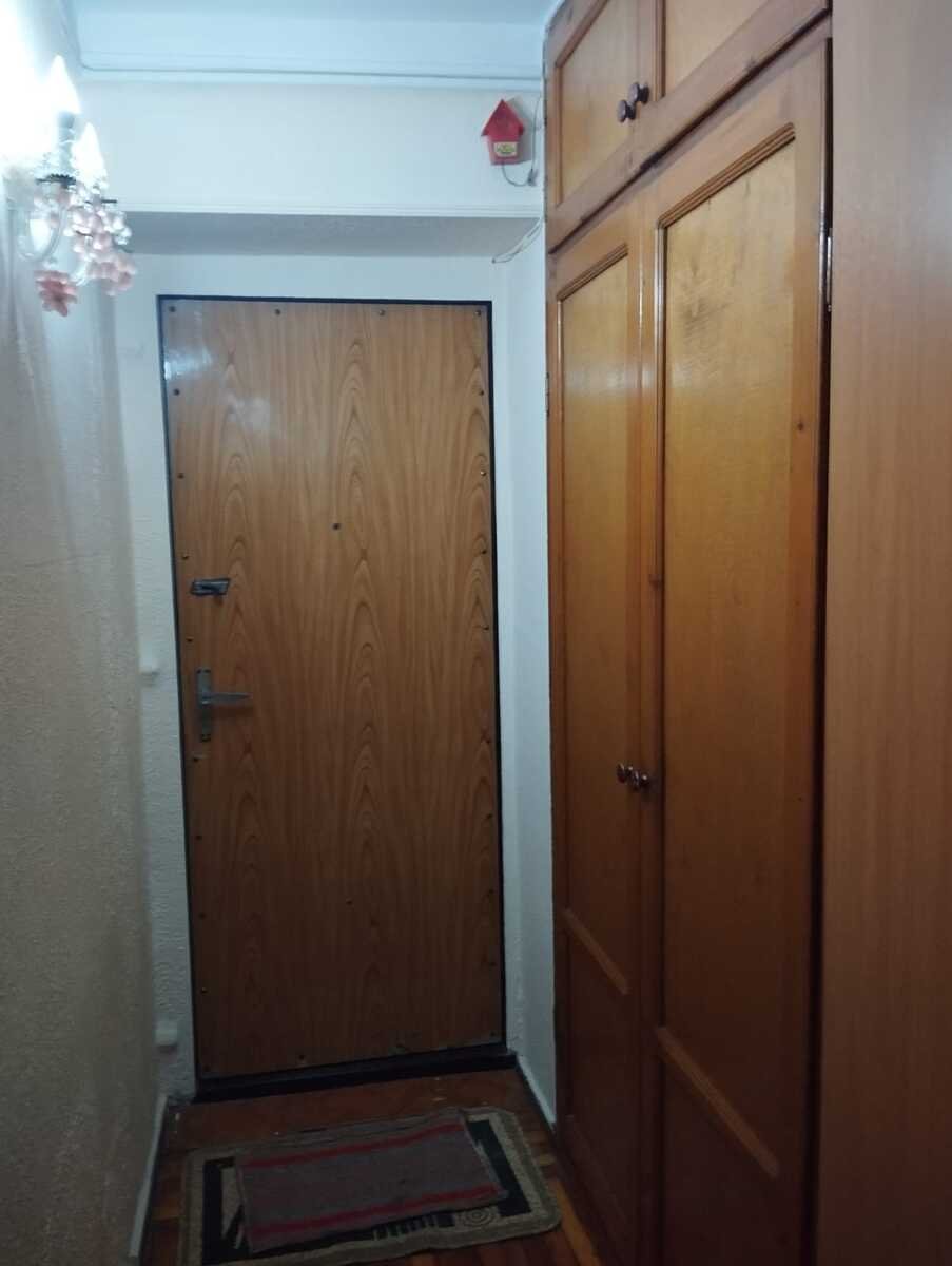 Kirayə verilir 1 otaqlı köhnə tikili, 30 m², Elmlər Akademiyası m.-4